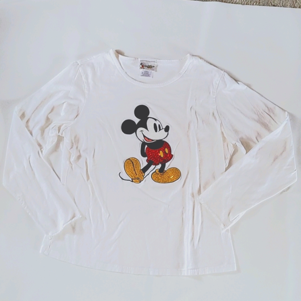 Mickey long sleeves embroider with sequin.